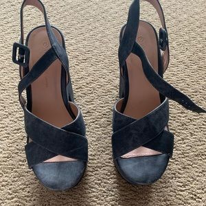 Platform sandal heels